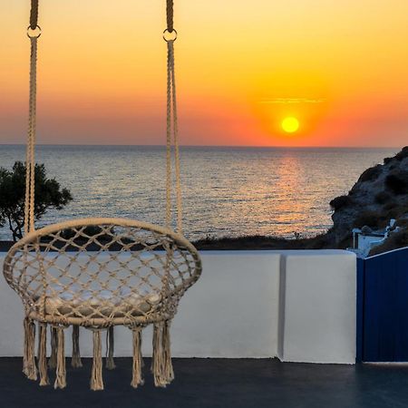 Peaceful Seafront Retreat In Santorini -Sonus Mare Beach Houses Vourvoúlos Buitenkant foto