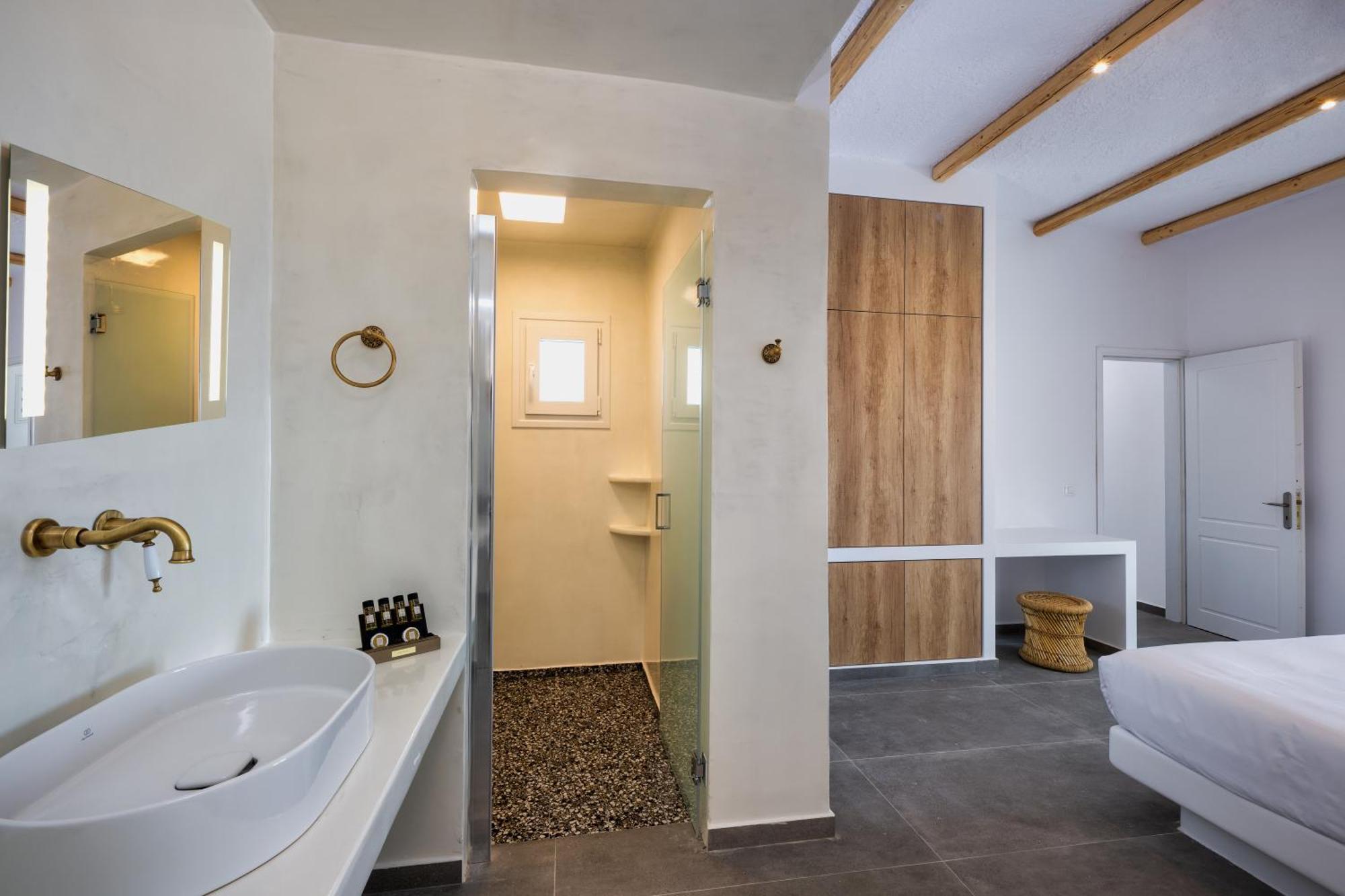 Peaceful Seafront Retreat In Santorini -Sonus Mare Beach Houses Vourvoúlos Buitenkant foto