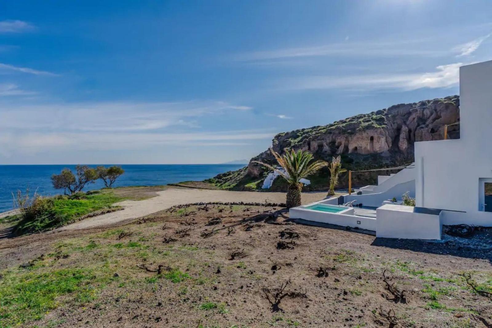 Peaceful Seafront Retreat In Santorini -Sonus Mare Beach Houses Vourvoúlos Buitenkant foto
